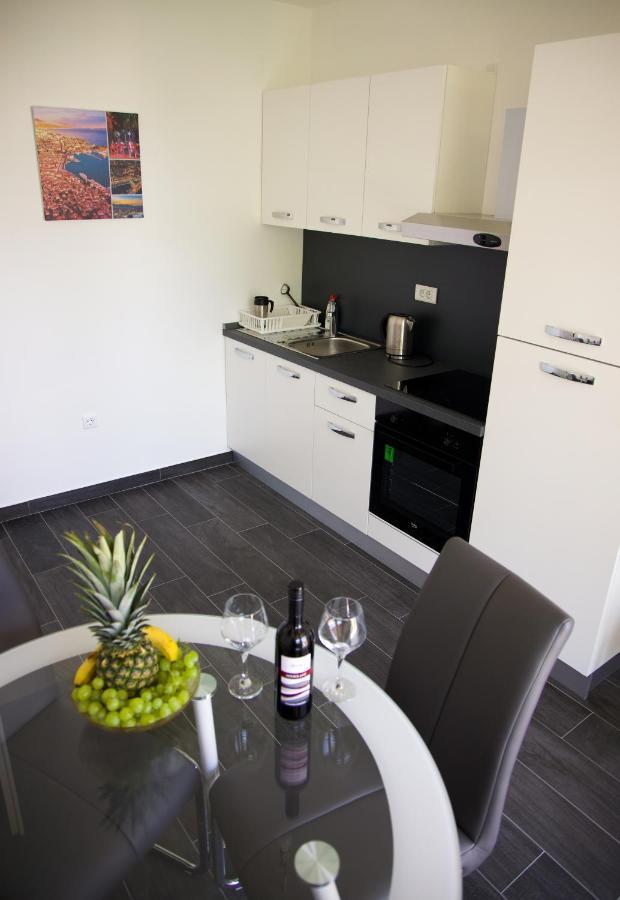 Apartment Mtm Split Buitenkant foto