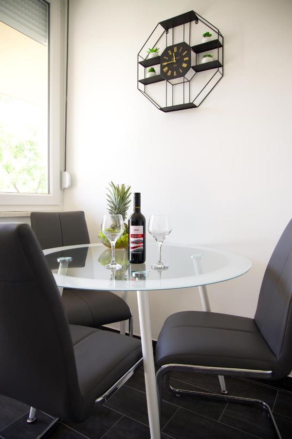 Apartment Mtm Split Buitenkant foto